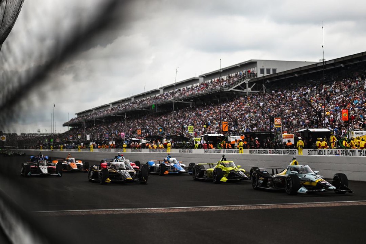 Race start at the Indianapolis 500